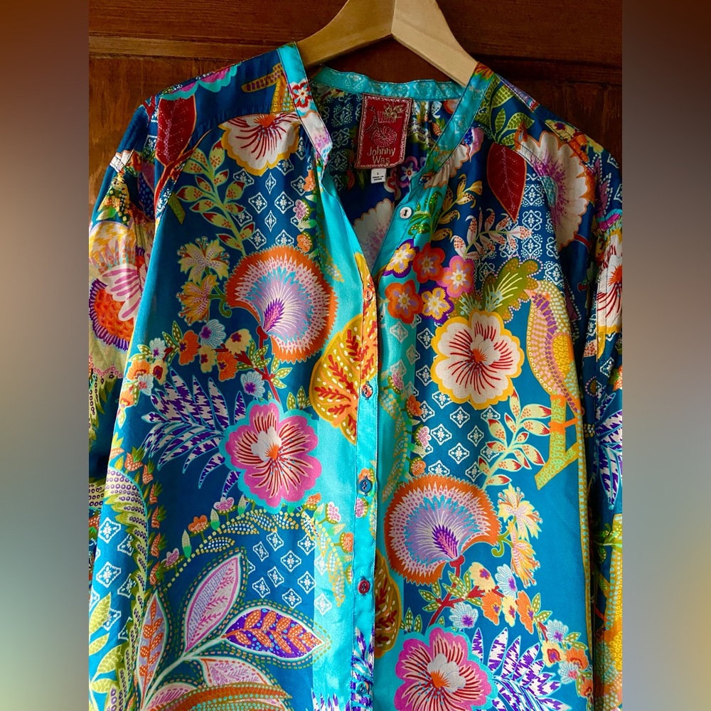 Johnny Was 100% Silk Kalani Blouse. Size L. - Picture 8 of 16